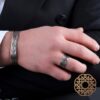 Hiç Olmak Gümüş Erkek Kelepçe Bileklik Modeli