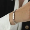 Oynarlı İsimli Gümüş Erkek Bileklik Modeli