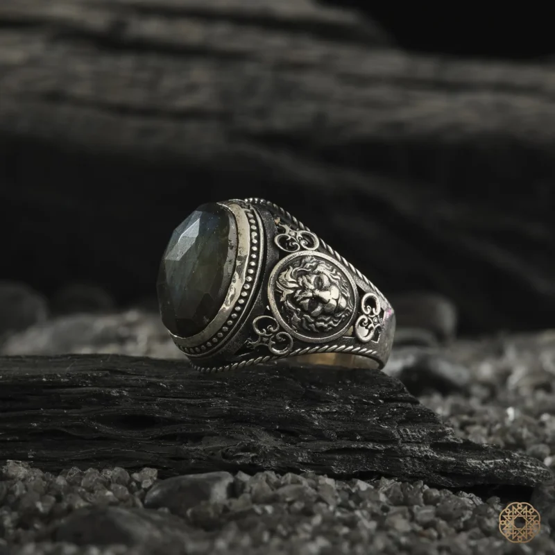 Labradorit Taşlı Gümüş Erkek Yüzük Modeli