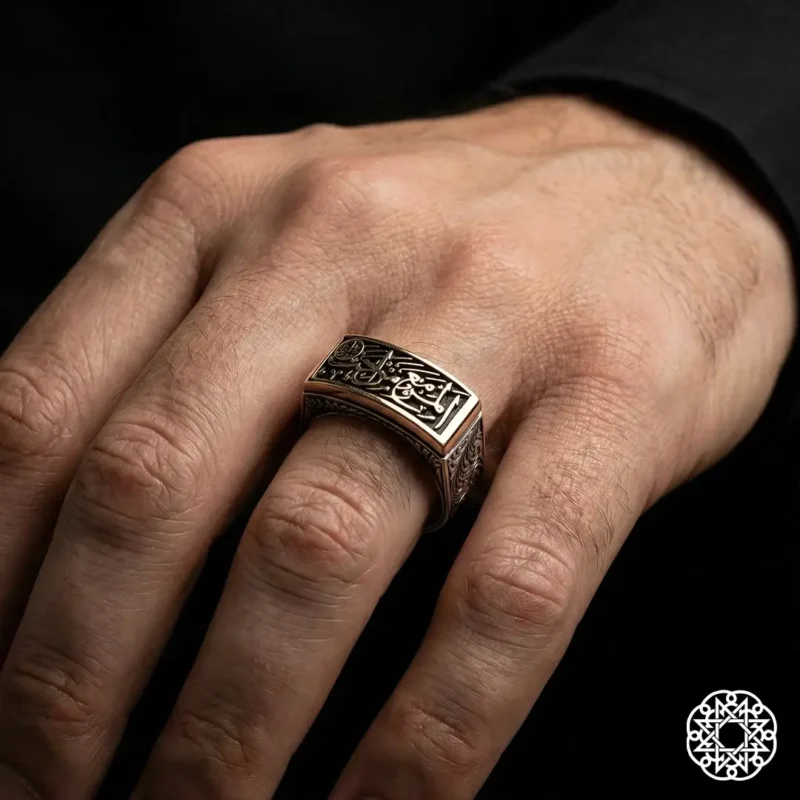 Kişi Sevdiğiyle Beraberdir Gümüş Yüzük Modeli